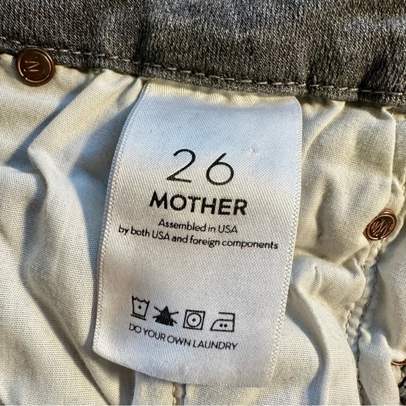 MOTHER Denim ‘The Looker’ Ankle Fray Skinny Jeans in “All Nighter” Gray Size 26 - Picture 5 of 16